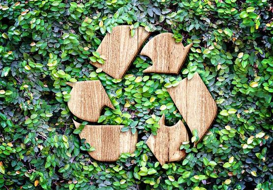 Recuperaciones Garrido símbolo de reciclaje